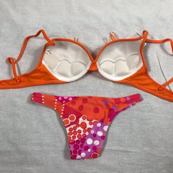 Recco Size Small Brazilian Bikini Bright Design.Low rise bikini. New With Tags - Picture 3 of 4